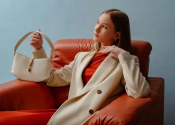 Kadın Çantaları Nasıl Kombinlenir?