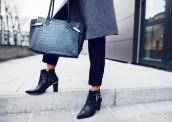 Siyah Deri Ayakkabı Modelleri Nasıl Kombinlenir?