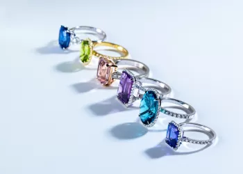 Yüzük Modelleri Parmaklarda Şıklık Yarışı Başlatıyor!