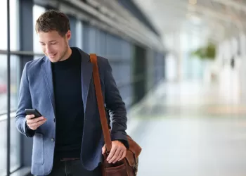 En Popüler Erkek Çanta Markaları